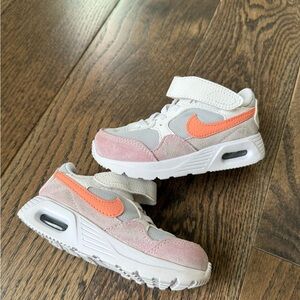 Nike Kids Sneakers with Orange and Pink Details toddler size 7
